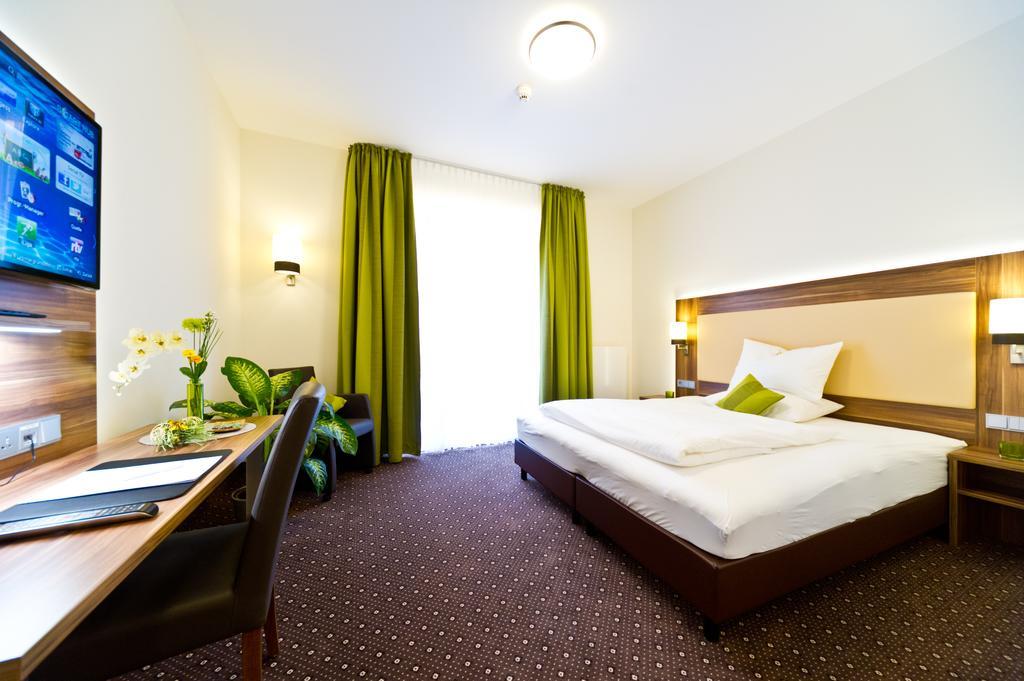 Wohlfuehl-Hotel Neu Heidelberg Exteriör bild